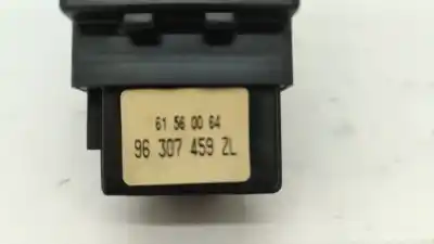 Pièce détachée automobile d'occasion commande de clignotants pour peugeot 206 fastback (2a/c) 1.4 i références oem iam 96307459  