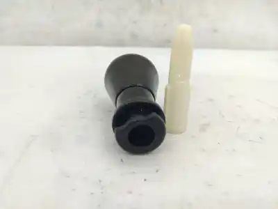 Second-hand car spare part gear lever knob for peugeot 207/207+ (wa_, wc_) 1.6 hdi oem iam references  f19 