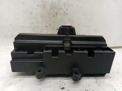 Second-hand car spare part fuse box unit for bmw 7 (e65, e66, e67) 730 d oem iam references   