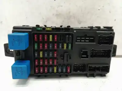 Second-hand car spare part Fuse Box Unit for HYUNDAI TRAJET (FO) 2.0 OEM IAM references   