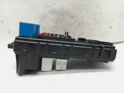 Peça sobressalente para automóvel em segunda mão caixa de fusíveis e relés por hyundai trajet (fo) 2.0 referências oem iam   