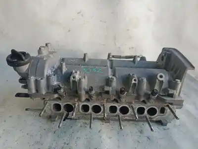 Pièce détachée automobile d'occasion CULASSE DU MOTEUR pour KIA CERATO I SEDÁN (LD)  Références OEM IAM 55565668  