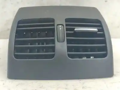 Recambio de automóvil de segunda mano de REJILLA AIREADORA para MERCEDES CLASE C (W204) C 200 CDI (204.001) referencias OEM IAM A2048300354  