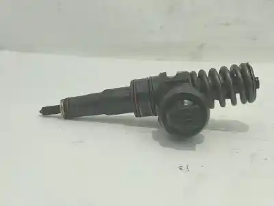 Recambio de automóvil de segunda mano de INYECTOR para AUDI A3 (8L)  referencias OEM IAM  038130073AL 