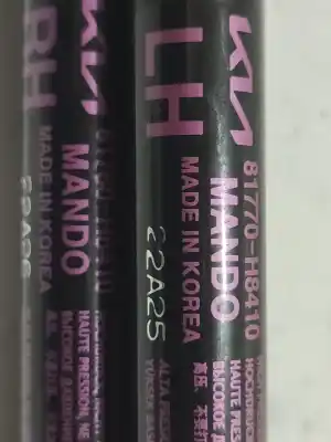 Pezzo di ricambio per auto di seconda mano ammortizzatori baule / porte per kia stonic (yb) 1.0 t-gdi eco-dynamics+ riferimenti oem iam 81770h8410  