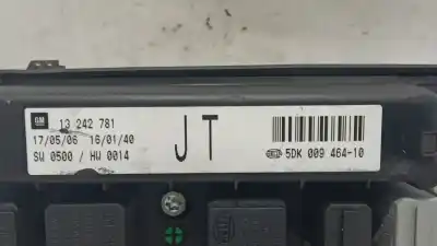 Second-hand car spare part fuse box unit for opel zafira / zafira family b (a05) 1.9 cdti (m75) oem iam references 93188419  