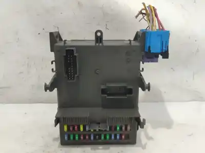 Pezzo di ricambio per auto di seconda mano scatola relè/fusibili per renault laguna ii (bg0/1_) 1.9 dci (bg0r, bg0e) riferimenti oem iam 8200004201e