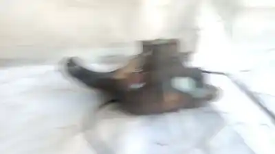 Автозапчасти б/у передняя правая кулачка за nissan qashqai / qashqai +2 i (j10, nj10, jj10e) 2.0 dci ссылки oem iam 40014jd040  