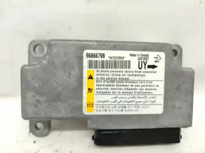 Peça sobressalente para automóvel em segunda mão centralina de airbag por chevrolet captiva (c100, c140) 2.0 d referências oem iam 96866798