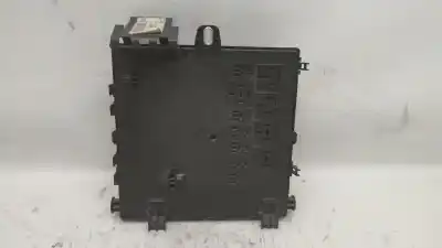 Second-hand car spare part fuse box unit for opel vectra c (z02) 2.2 dti 16v (f69) oem iam references 13112912  
