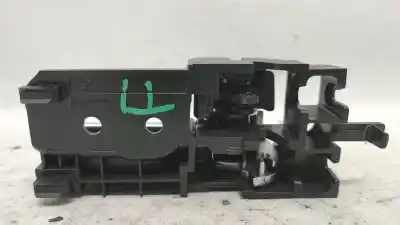 Second-hand car spare part interior left rear handle for toyota corolla (_e12_) 1.6 vvt-i (zze121_) oem iam references 6920605040b0  