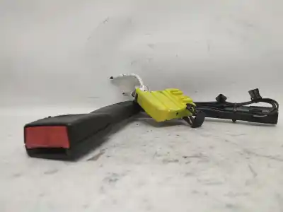 Second-hand car spare part right airbag tensioner for bmw 1 (e87) 118 d oem iam references 33037877  