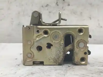 Pièce détachée automobile d'occasion SERRURE DE PORTE AVANT DROITE pour PEUGEOT 106 I (1A, 1C)  Références OEM IAM 913687  