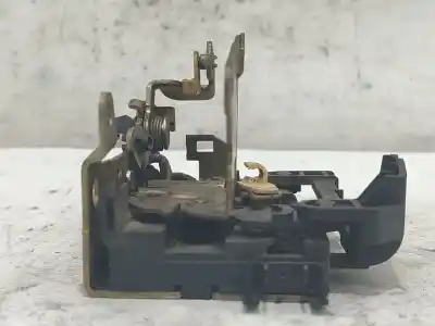 Second-hand car spare part left front door lock for renault megane i (ba0/1_) 1.4 e (ba0e, ba0v) oem iam references 7701469180  