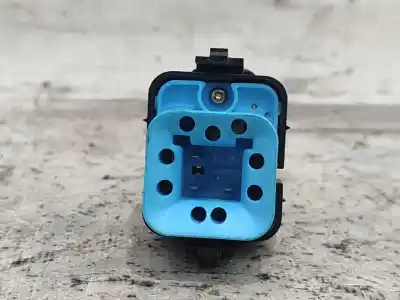 Second-hand car spare part right front power window switch for mitsubishi montero io i (h6_w, h7_w) 1.8 (h76w, h66w) oem iam references mr480792  