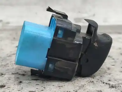 Second-hand car spare part right front power window switch for mitsubishi montero io i (h6_w, h7_w) 1.8 (h76w, h66w) oem iam references mr480792  
