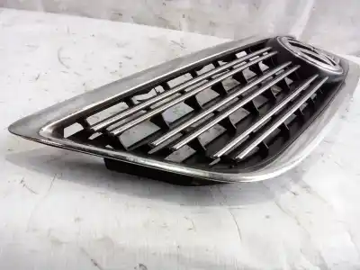 Second-hand car spare part front grille for volkswagen phaeton (3d1, 3d2, 3d3, 3d4, 3d6, 3d7, 3d8, 3d9) 3.0 v6 tdi 4motion oem iam references   