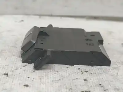 Tweedehands auto-onderdeel schakelaar voor volkswagen phaeton (3d1, 3d2, 3d3, 3d4, 3d6, 3d7, 3d8, 3d9) 3.0 v6 tdi 4motion oem iam-referenties 3d0919815l  