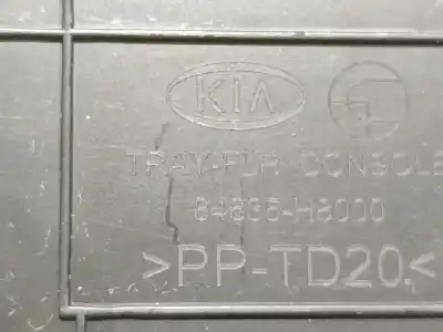 Peça sobressalente para automóvel em segunda mão consola central por kia stonic (yb) 1.0 t-gdi eco-dynamics+ referências oem iam 84635h8000  