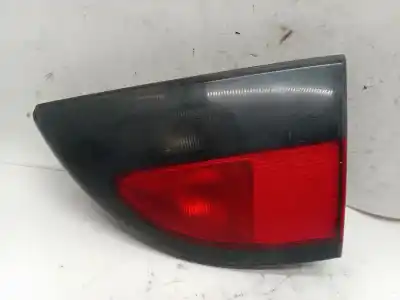 Автозапчасти б/у внутренний правый задний фонарь за renault megane i classic (la0/1_) 1.9 dti (la08, la0n) ссылки oem iam 7700838533