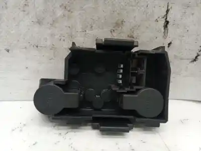 Second-hand car spare part lampholder for renault megane i classic (la0/1_) 1.9 dti (la08, la0n) oem iam references   