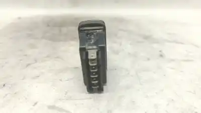 Second-hand car spare part right front power window switch for renault megane i (ba0/1_) 1.9 dti (ba1u) oem iam references 7700838101  