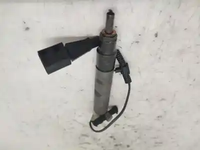 Pezzo di ricambio per auto di seconda mano INIETTORE per SEAT INCA (6K9) 1.9 SDI Riferimenti OEM IAM 028130202S  