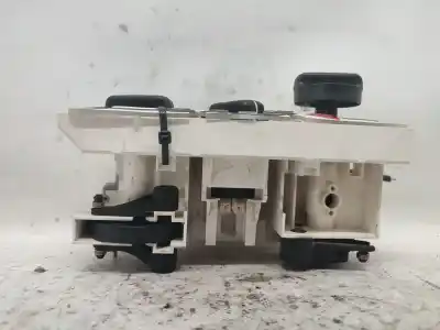 Pezzo di ricambio per auto di seconda mano controllo riscaldamento / aria condizionata per opel corsa b (s93) 1.2 i (f08, f68, m68) riferimenti oem iam 90386823  