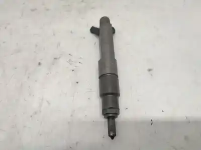 Pezzo di ricambio per auto di seconda mano INIETTORE per SEAT INCA (6K9) 1.9 SDI Riferimenti OEM IAM 028130202R  