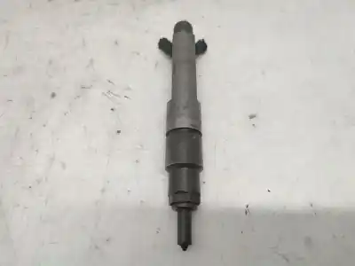Pezzo di ricambio per auto di seconda mano INIETTORE per SEAT INCA (6K9) 1.9 SDI Riferimenti OEM IAM 028130202R  