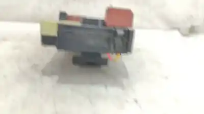 Автозапчасти б/у блок реле/предохранителей за renault clio ii (bb_, cb_) 1.9 d (b/cb0e, bb0j) ссылки oem iam 8200031555  