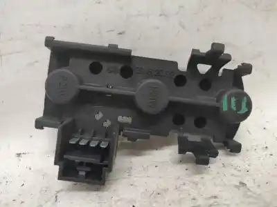 Pièce détachée automobile d'occasion support de lampe pour fiat stilo multi wagon (192_) 1.9 jtd références oem iam 28182002