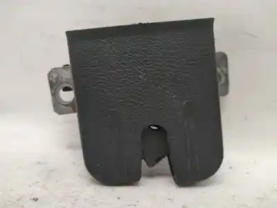 Tweedehands auto-onderdeel kofferbak / poortsluiting voor volkswagen polo (9n_, 9a_) 1.9 sdi oem iam-referenties 6q6827505e