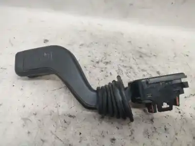 Pezzo di ricambio per auto di seconda mano comando pulito per opel corsa b (s93) 1.4 i (f08, f68, m68) riferimenti oem iam 90124931  