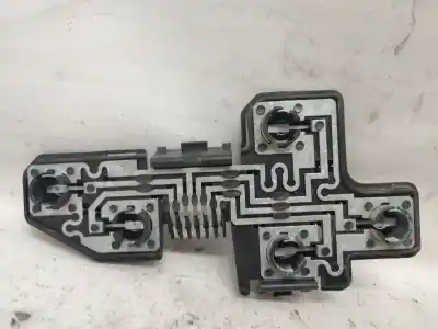 Pezzo di ricambio per auto di seconda mano portalampada per opel corsa b (s93) 1.4 i (f08, f68, m68) riferimenti oem iam   