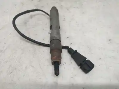 Pezzo di ricambio per auto di seconda mano INIETTORE per RENAULT MEGANE I COACH (DA0/1_)  Riferimenti OEM IAM 7700875035  