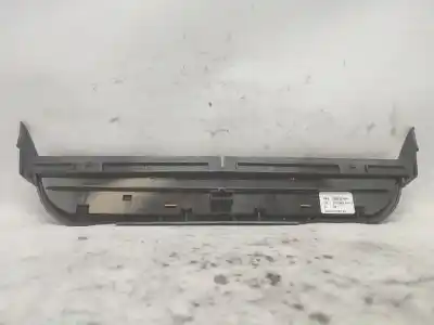 Pièce détachée automobile d'occasion feu de frein central pour volkswagen phaeton (3d1, 3d2, 3d3, 3d4, 3d6, 3d7, 3d8, 3d9) 3.0 v6 tdi 4motion références oem iam 3d0945097  