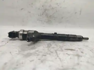 Peça sobressalente para automóvel em segunda mão INJETOR por TOYOTA COROLLA LIFTBACK (_E11_) 2.0 D-4D (CDE110_) Referências OEM IAM 2367029026  