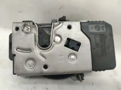 Second-hand car spare part front right door lock for opel corsa c (x01) 1.3 cdti (f08, f68) oem iam references 13154792  
