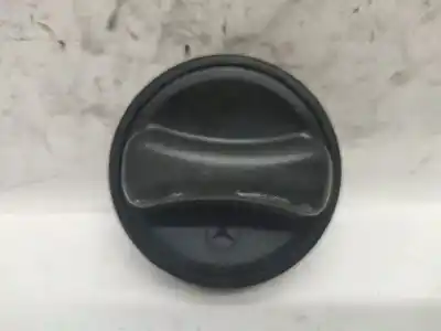 Pezzo di ricambio per auto di seconda mano TAPPO DEL SERBATOIO per MERCEDES-BENZ CLASE E (W210) E 220 CDI (210.006) Riferimenti OEM IAM 1404700005  