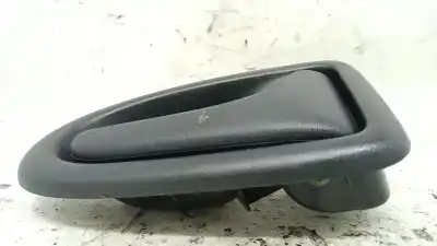Second-hand car spare part interior right front handle for renault clio ii (bb_, cb_) 1.5 dci (b/cb07) oem iam references 8200646938  