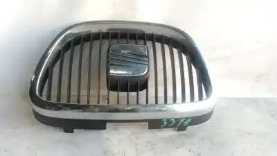 Pièce détachée automobile d'occasion GRILLE AVANT pour SEAT ALTEA (5P1) 2.0 TDI 16V Références OEM IAM 5P0853654  