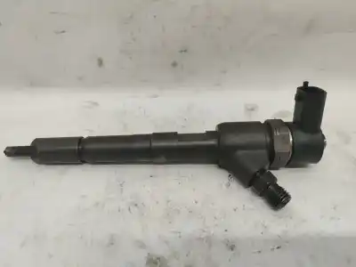 Second-hand car spare part injector for opel corsa c (x01) 1.3 cdti (f08, f68) oem iam references 93183910  
