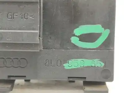 Автозапчастина б/у передні вікний вмикач для audi a3 (8l1) 1.9 tdi посилання на oem iam 8l09598514pk  