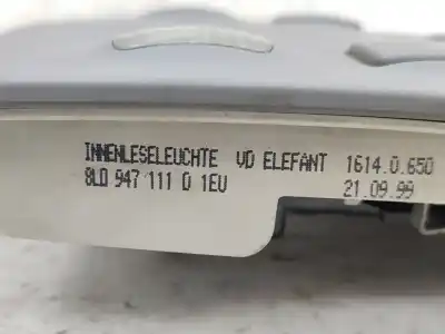 Автозапчастина б/у внутрішне світло для audi a3 (8l1) 1.9 tdi посилання на oem iam 8l0947111d  