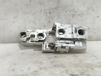 Second-hand car spare part lampholder for audi a3 (8l1) 1.9 tdi oem iam references 8l0945257  