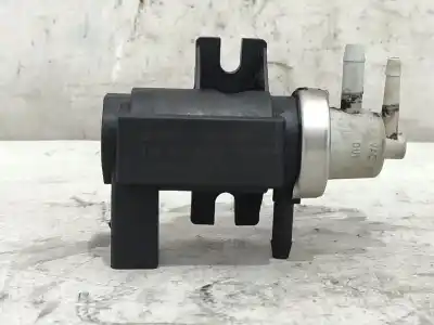 Peça sobressalente para automóvel em segunda mão BOMBA DE AR SECUNDÁRIA por VOLKSWAGEN PASSAT B5.5 (3B3)  Referências OEM IAM 1J0906627A  