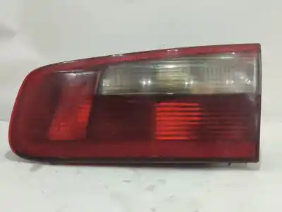 Pezzo di ricambio per auto di seconda mano luce di coda interna destra per renault laguna ii (bg0/1_) 1.9 dci (bg08, bg0g) riferimenti oem iam 8200003475 Pezzo di ricambio per auto di seconda mano luce di coda interna destra per renault laguna ii (bg0/1_) 1.9 dci (bg08, bg0g) riferimenti oem iam 8200003475