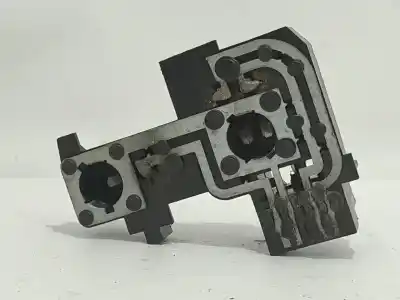 Pezzo di ricambio per auto di seconda mano portalampada per renault laguna ii (bg0/1_) 1.9 dci (bg08, bg0g) riferimenti oem iam    Pezzo di ricambio per auto di seconda mano portalampada per renault laguna ii (bg0/1_) 1.9 dci (bg08, bg0g) riferimenti oem iam