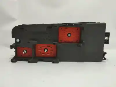 Peça sobressalente para automóvel em segunda mão caixa de fusíveis e relés por opel vectra c (z02) 2.0 dti 16v (f69) referências oem iam 519065106  